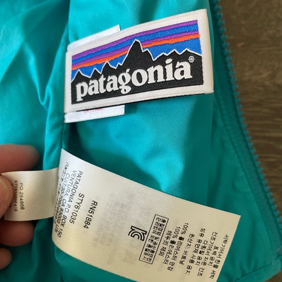SOLD Patagonia Retro Pile Fern Dell Vest, 2T - Picture 5 of 6